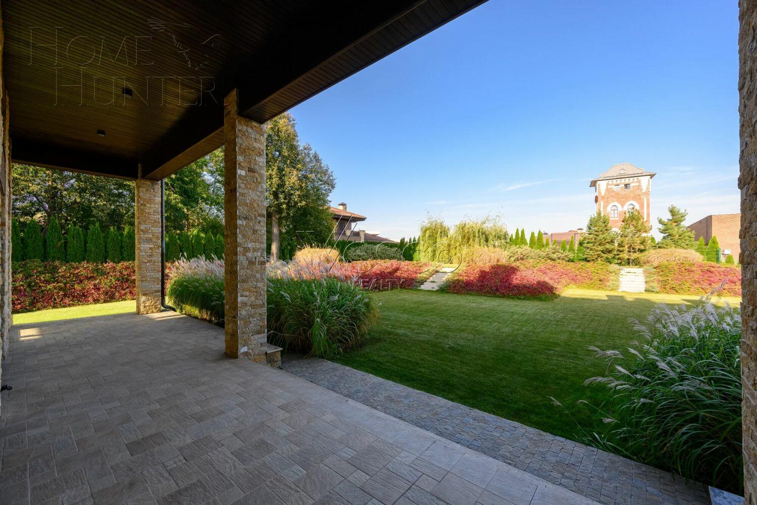 2-этажный коттедж 735 м² без отделки