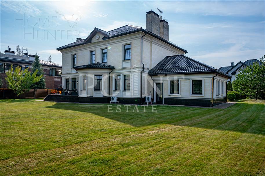 2-этажный коттедж 373 м² с отделкой