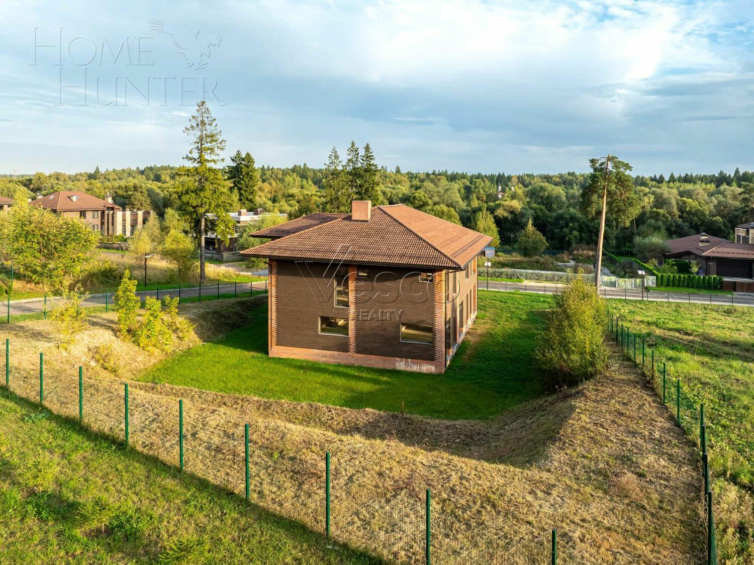 2-этажный коттедж 502 м² без отделки