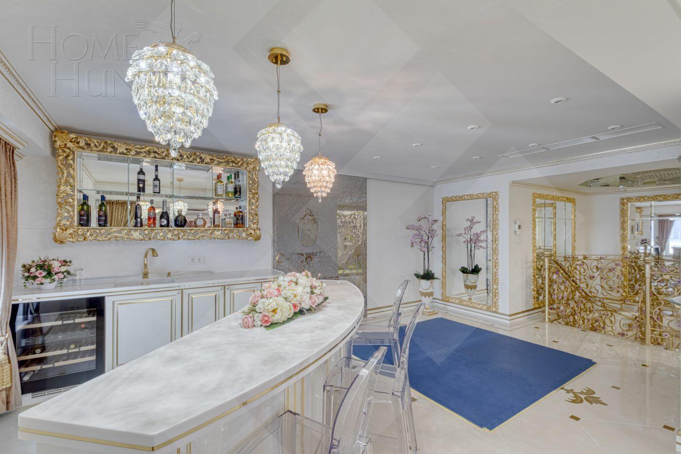 2-УРОВНЕВАЯ КВАРТИРА С ОТДЕЛКОЙ 721 М² НА 15 ЭТАЖЕ