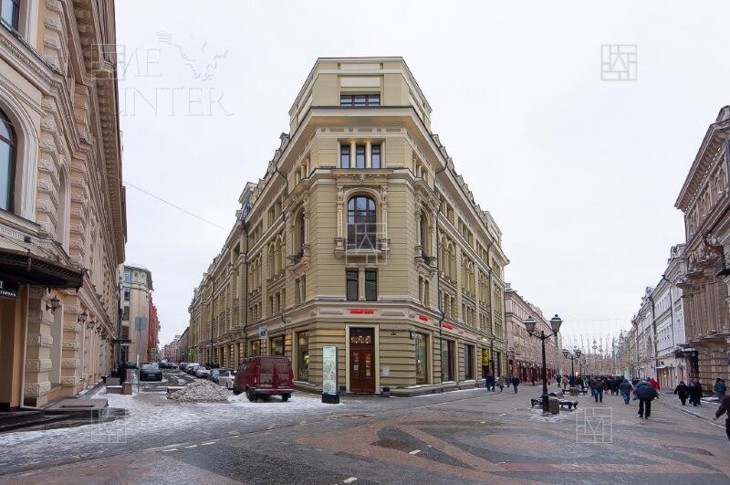 3-КОМН. КВАРТИРА С ОТДЕЛКОЙ 122 М² НА 2 ЭТАЖЕ