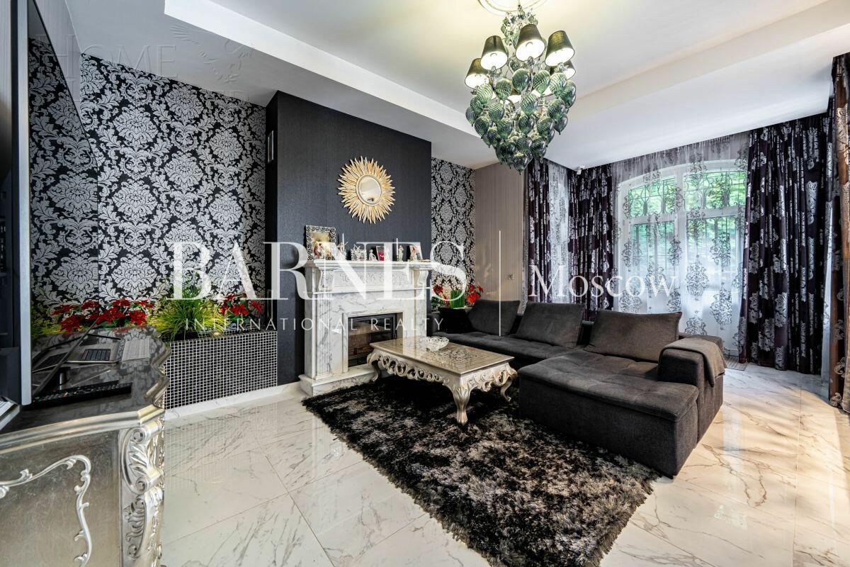 3-этажный таунхаус 293 м² с отделкой