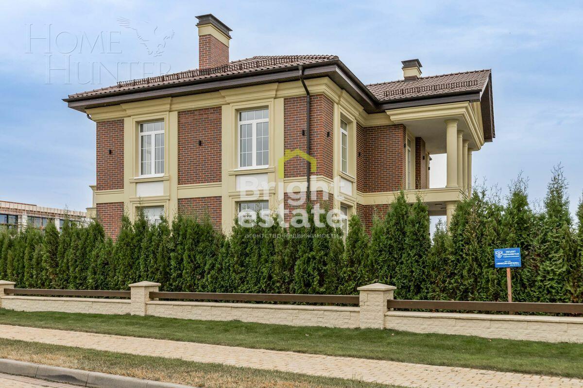 2-этажный коттедж 900 м² с отделкой