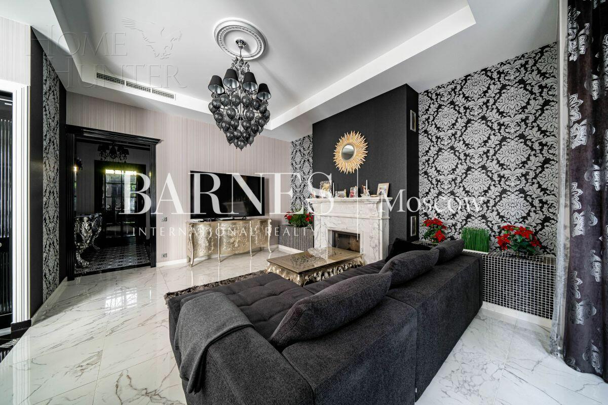 3-этажный таунхаус 293 м² с отделкой