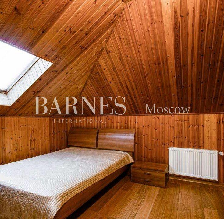 2-этажный коттедж 700 м² с отделкой