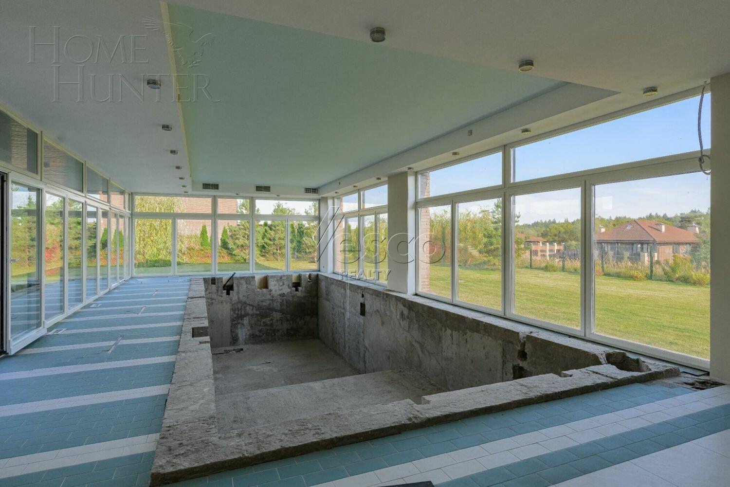 2-этажный коттедж 735 м² без отделки