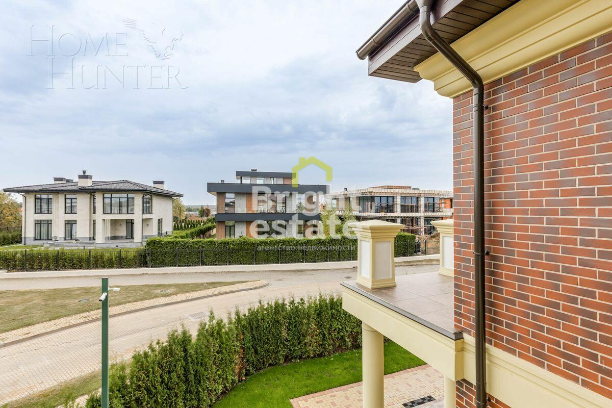 2-этажный коттедж 900 м² с отделкой