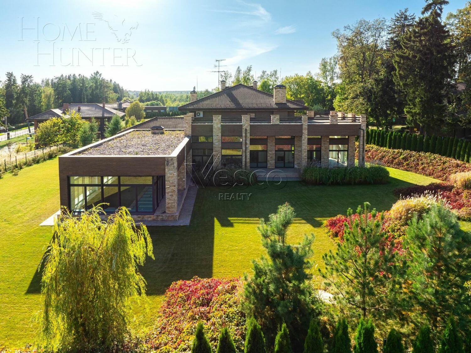 2-этажный коттедж 735 м² без отделки