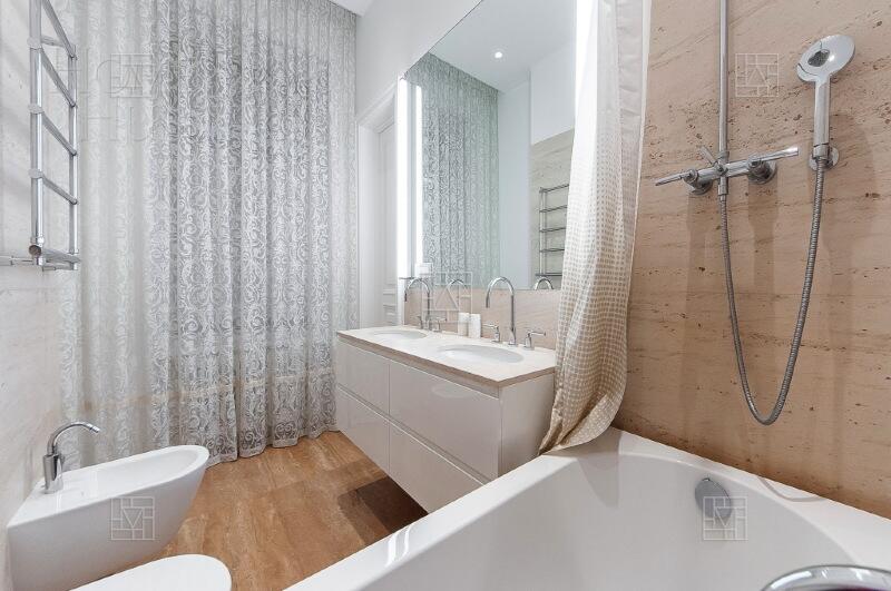 3-КОМН. КВАРТИРА С ОТДЕЛКОЙ 122 М² НА 2 ЭТАЖЕ