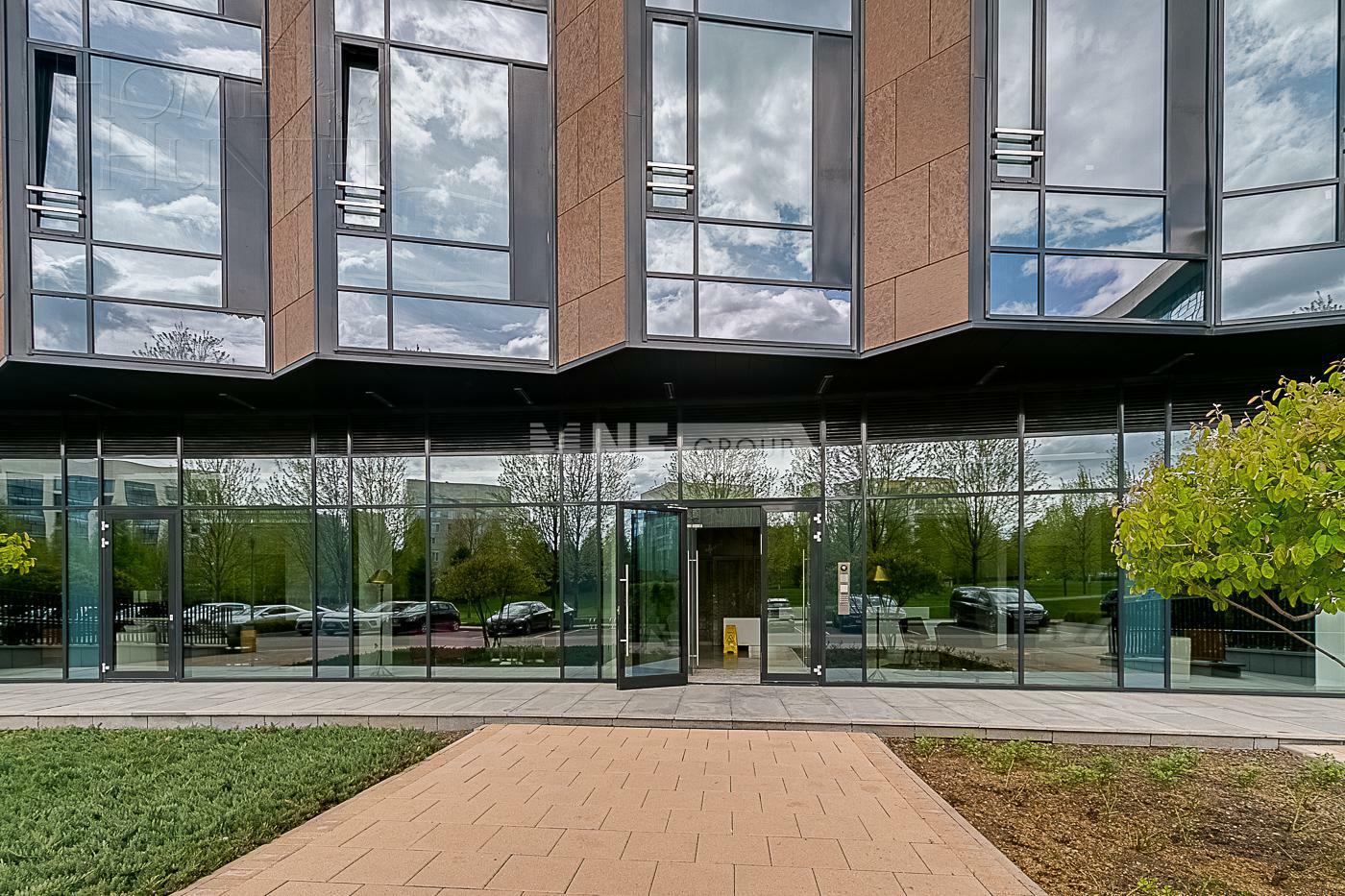 3-КОМН. КВАРТИРА С ОТДЕЛКОЙ 130 М² НА 6 ЭТАЖЕ