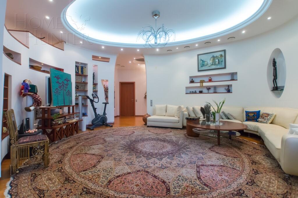 4-КОМН. КВАРТИРА С ОТДЕЛКОЙ 215 М² НА 3 ЭТАЖЕ