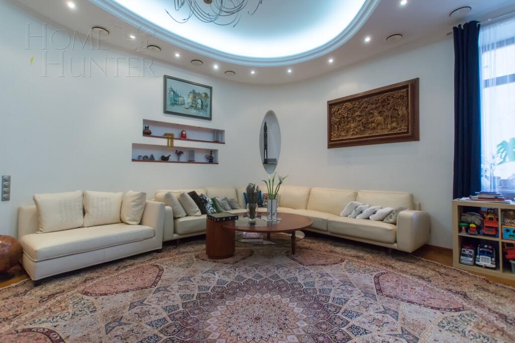 4-КОМН. КВАРТИРА С ОТДЕЛКОЙ 215 М² НА 3 ЭТАЖЕ