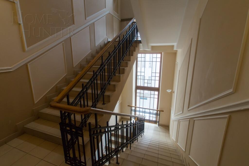 4-КОМН. КВАРТИРА С ОТДЕЛКОЙ 215 М² НА 3 ЭТАЖЕ