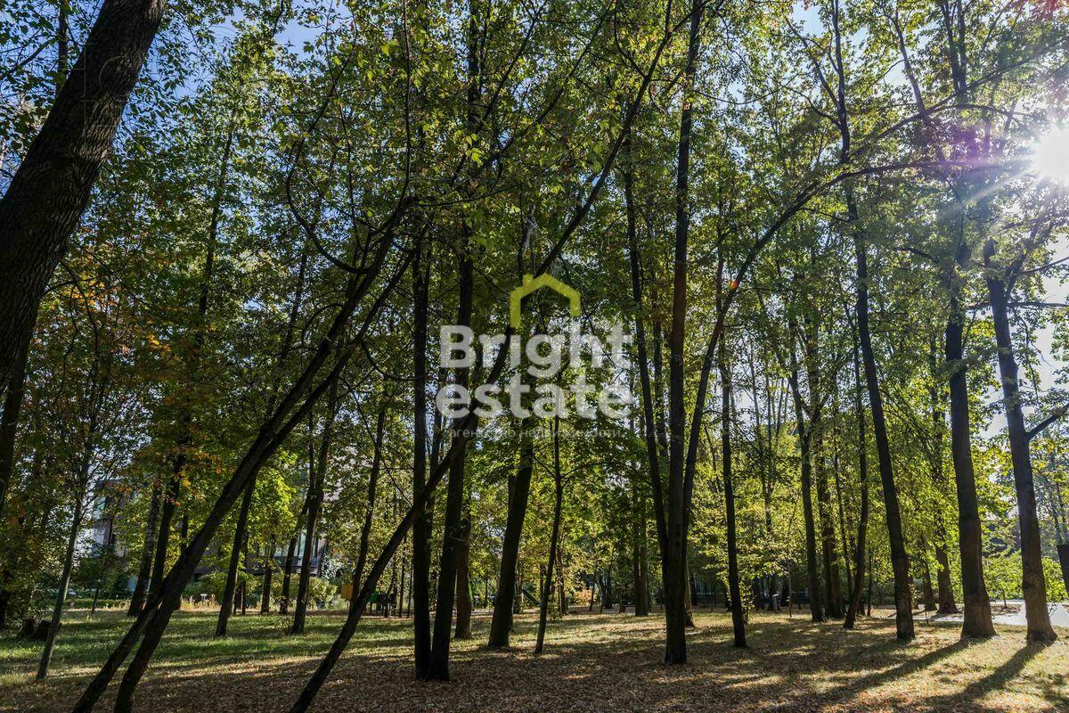 3-УРОВНЕВЫЙ ТАУНХАУС С ОТДЕЛКОЙ 264.9 М² НА 1 ЭТАЖЕ