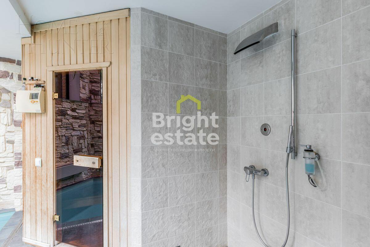 2-этажный коттедж 500 м² с отделкой