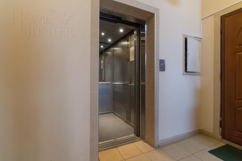 4-КОМН. КВАРТИРА С ОТДЕЛКОЙ 215 М² НА 3 ЭТАЖЕ