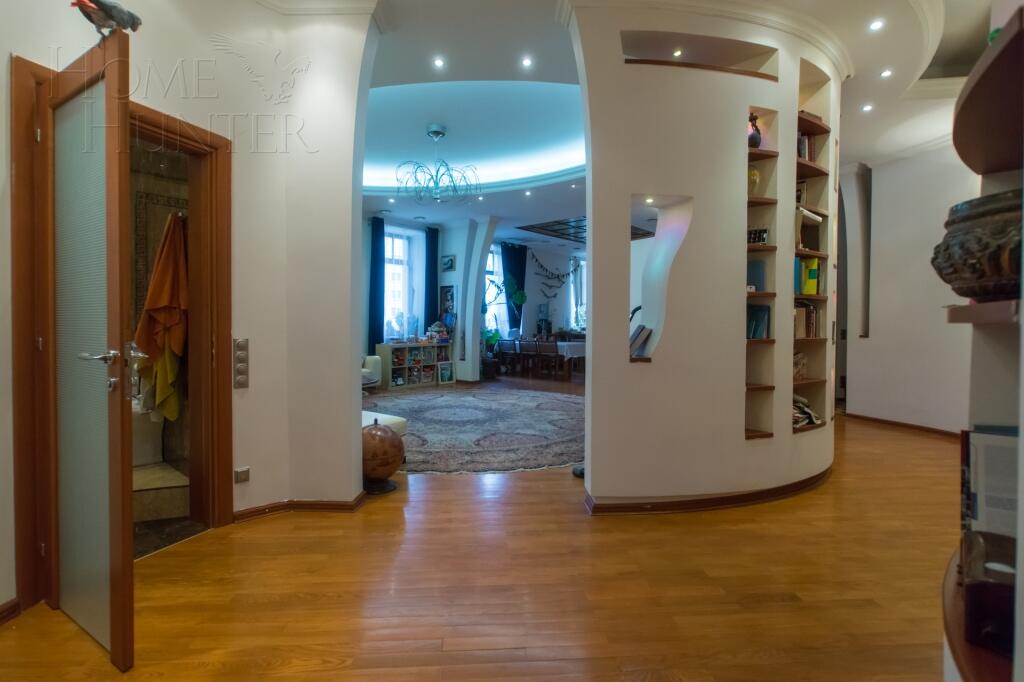 4-КОМН. КВАРТИРА С ОТДЕЛКОЙ 215 М² НА 3 ЭТАЖЕ