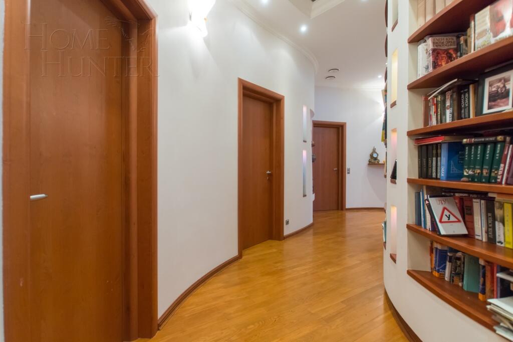 4-КОМН. КВАРТИРА С ОТДЕЛКОЙ 215 М² НА 3 ЭТАЖЕ