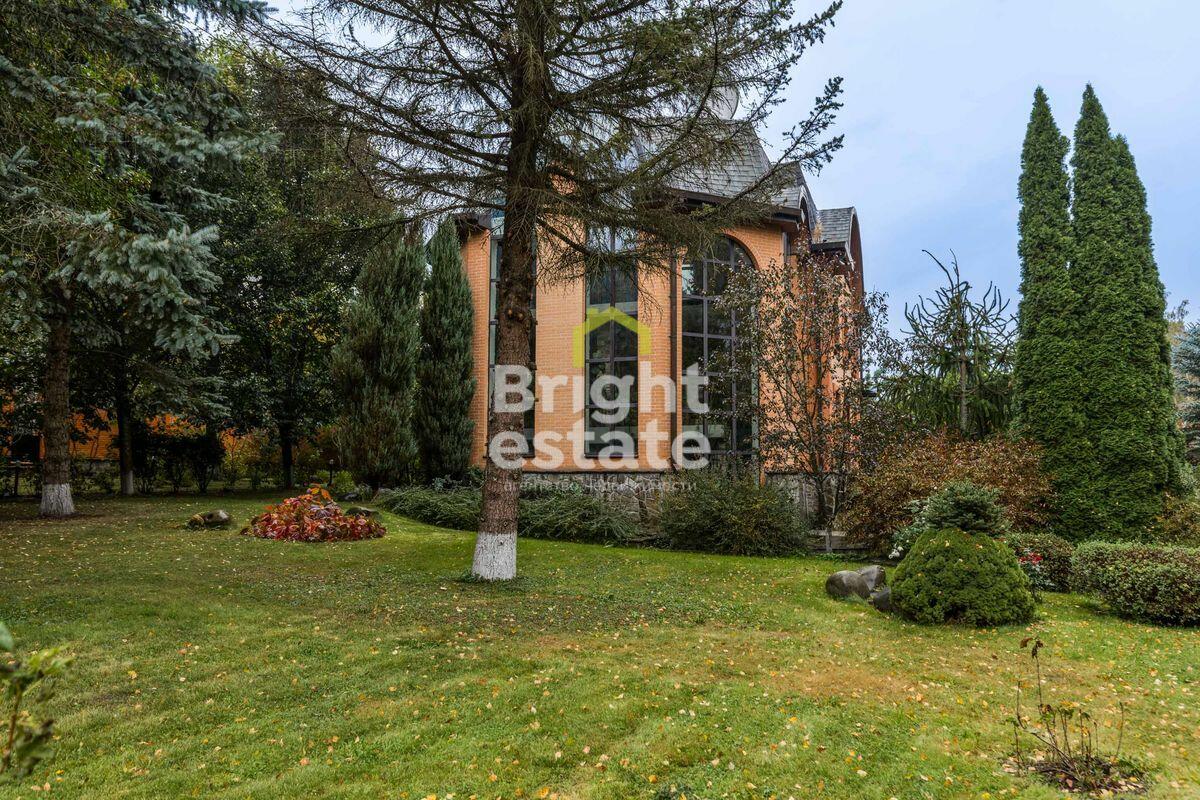 2-этажный коттедж 500 м² с отделкой