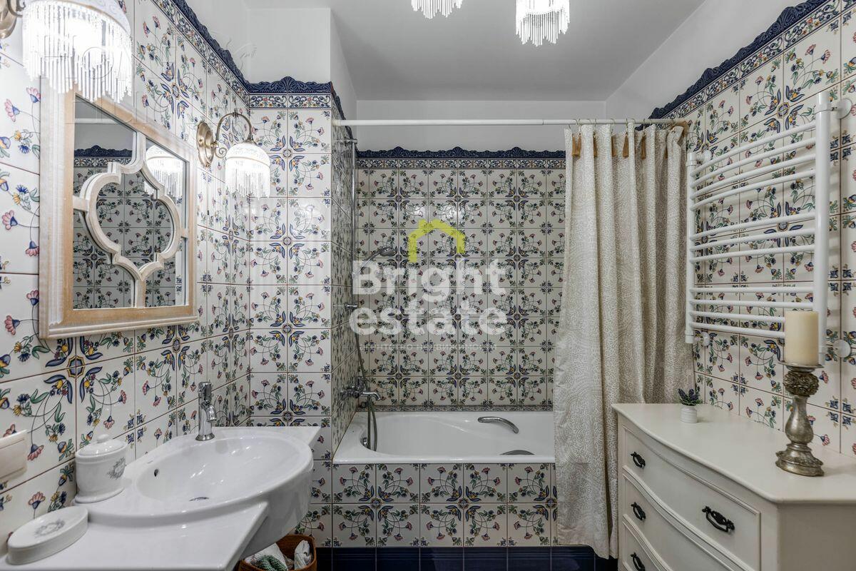 3-УРОВНЕВЫЙ ТАУНХАУС С ОТДЕЛКОЙ 264.9 М² НА 1 ЭТАЖЕ