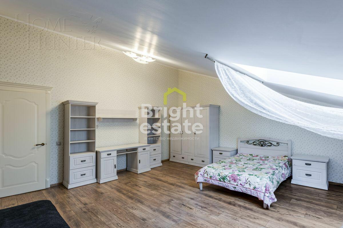 3-УРОВНЕВЫЙ ТАУНХАУС С ОТДЕЛКОЙ 264.9 М² НА 1 ЭТАЖЕ