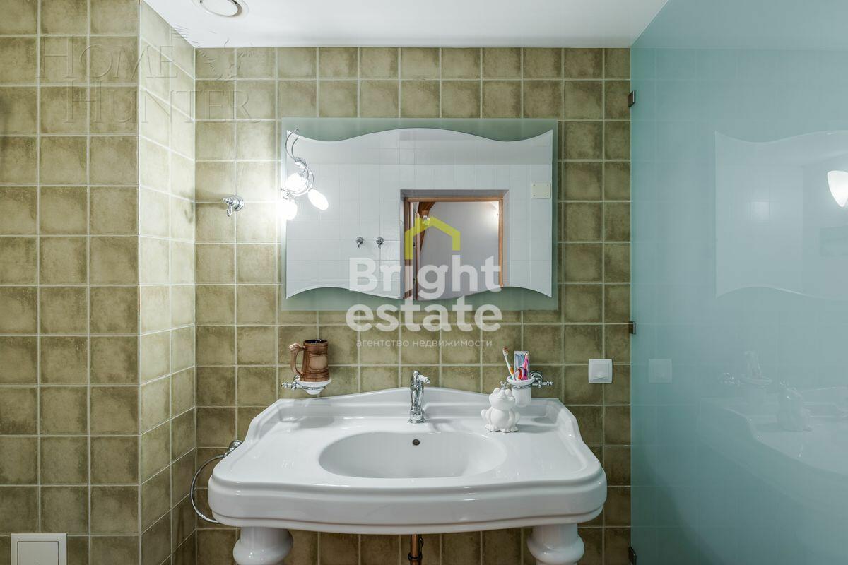 2-этажный коттедж 500 м² с отделкой