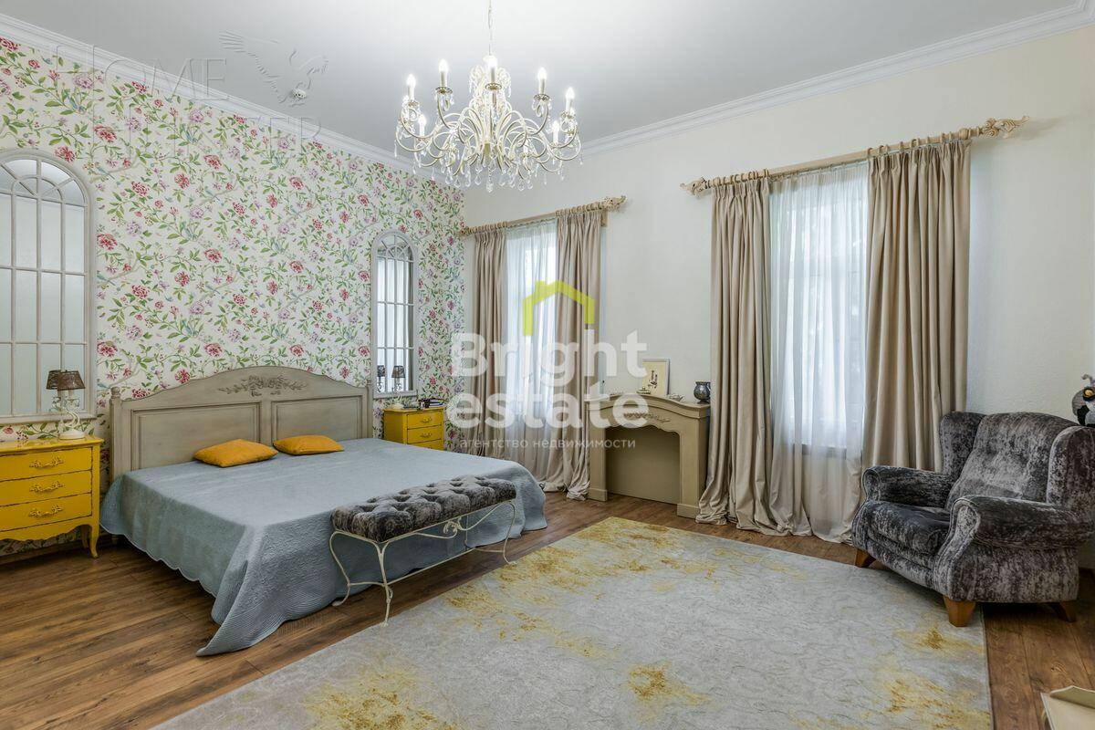 3-УРОВНЕВЫЙ ТАУНХАУС С ОТДЕЛКОЙ 264.9 М² НА 1 ЭТАЖЕ