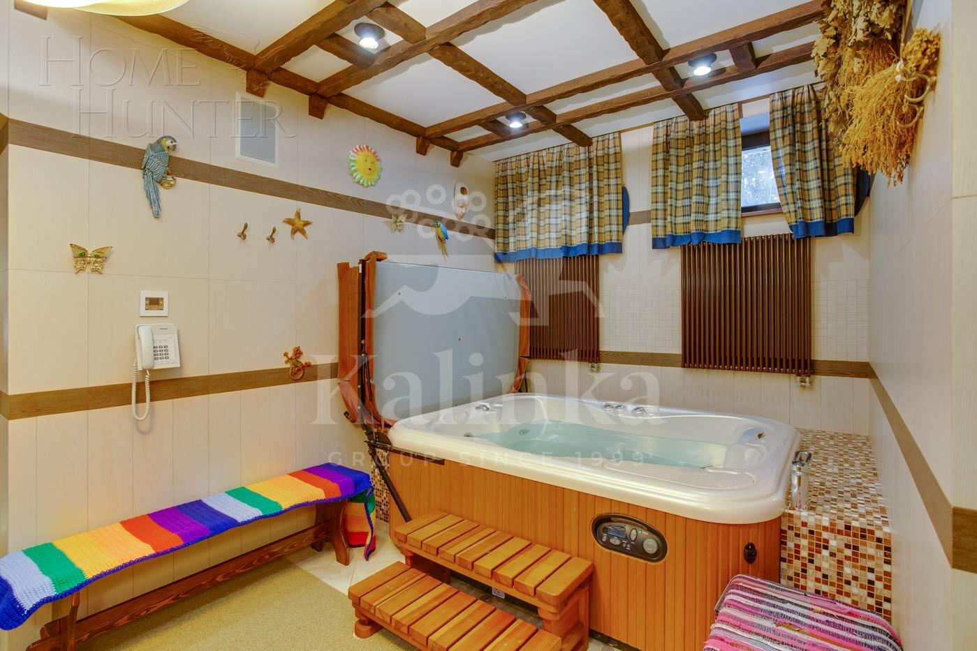 2-этажный коттедж 880 м² с отделкой