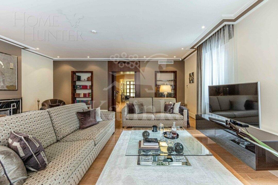 2-этажный коттедж 650 м² с отделкой