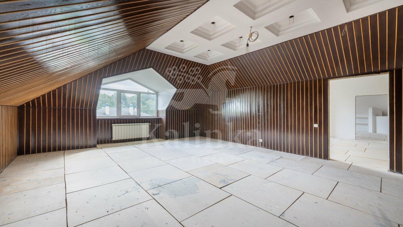 2-этажный коттедж 1 000 м² с отделкой