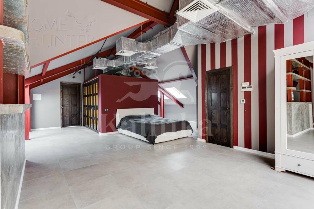 2-этажный коттедж 700 м² с отделкой