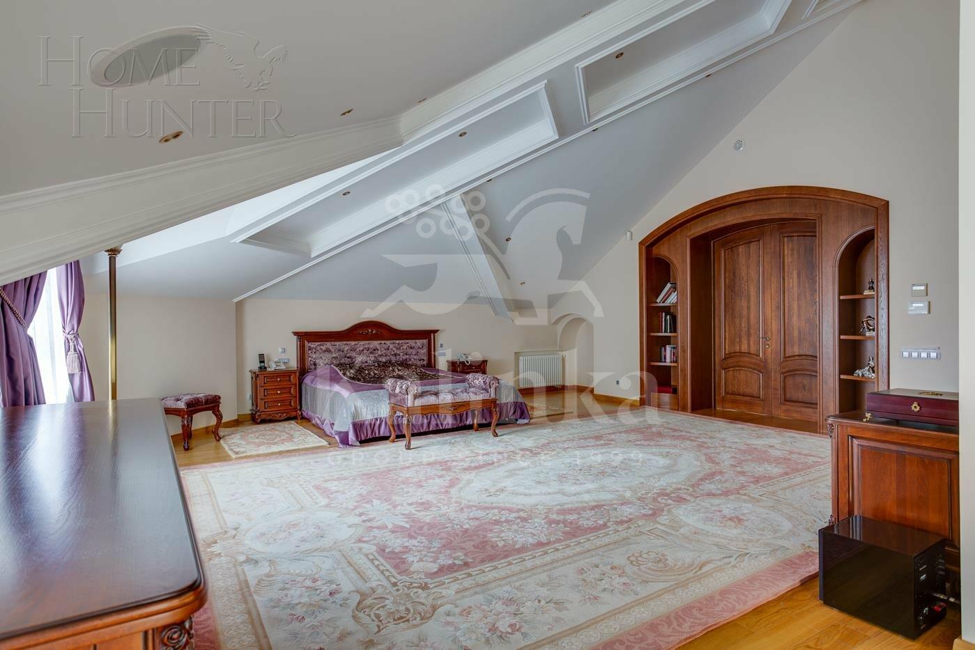 2-этажный коттедж 880 м² с отделкой