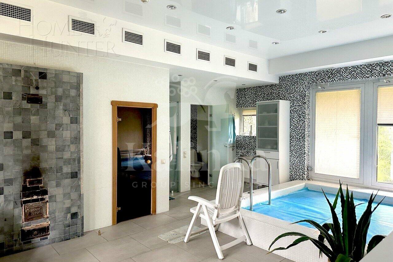 2-этажный коттедж 650 м² с отделкой