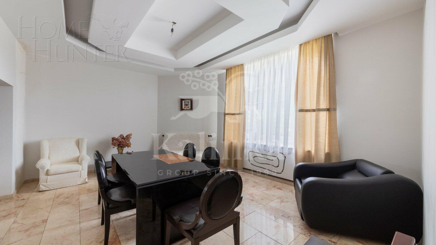 2-этажный коттедж 1 000 м² с отделкой