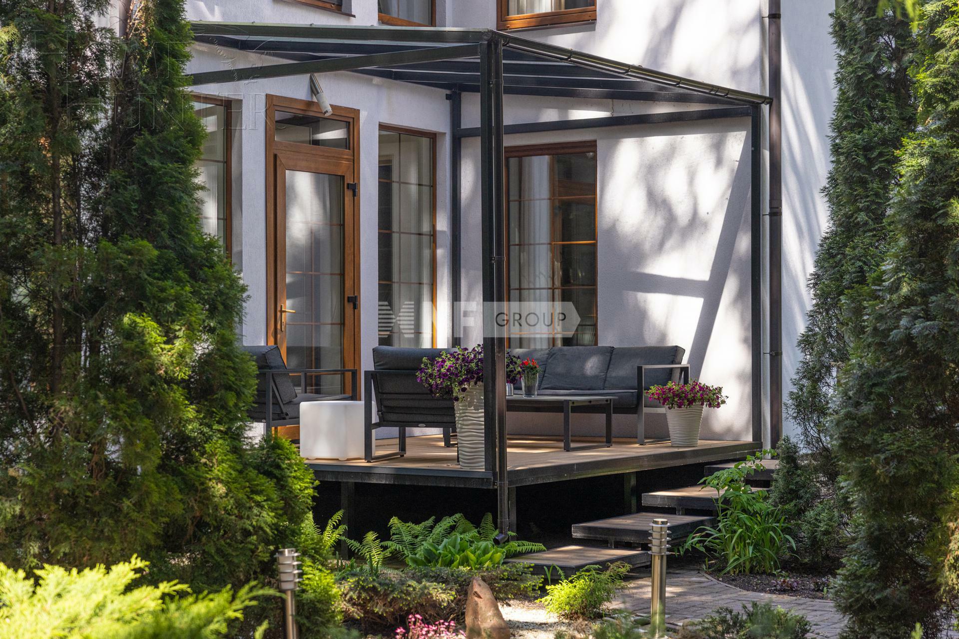 2-этажный коттедж 440 м² с отделкой