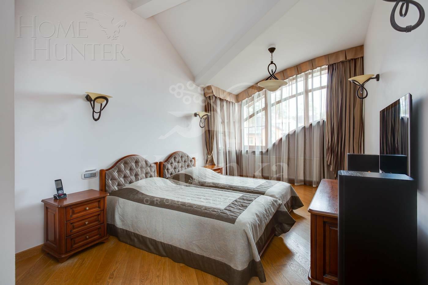 2-этажный коттедж 880 м² с отделкой