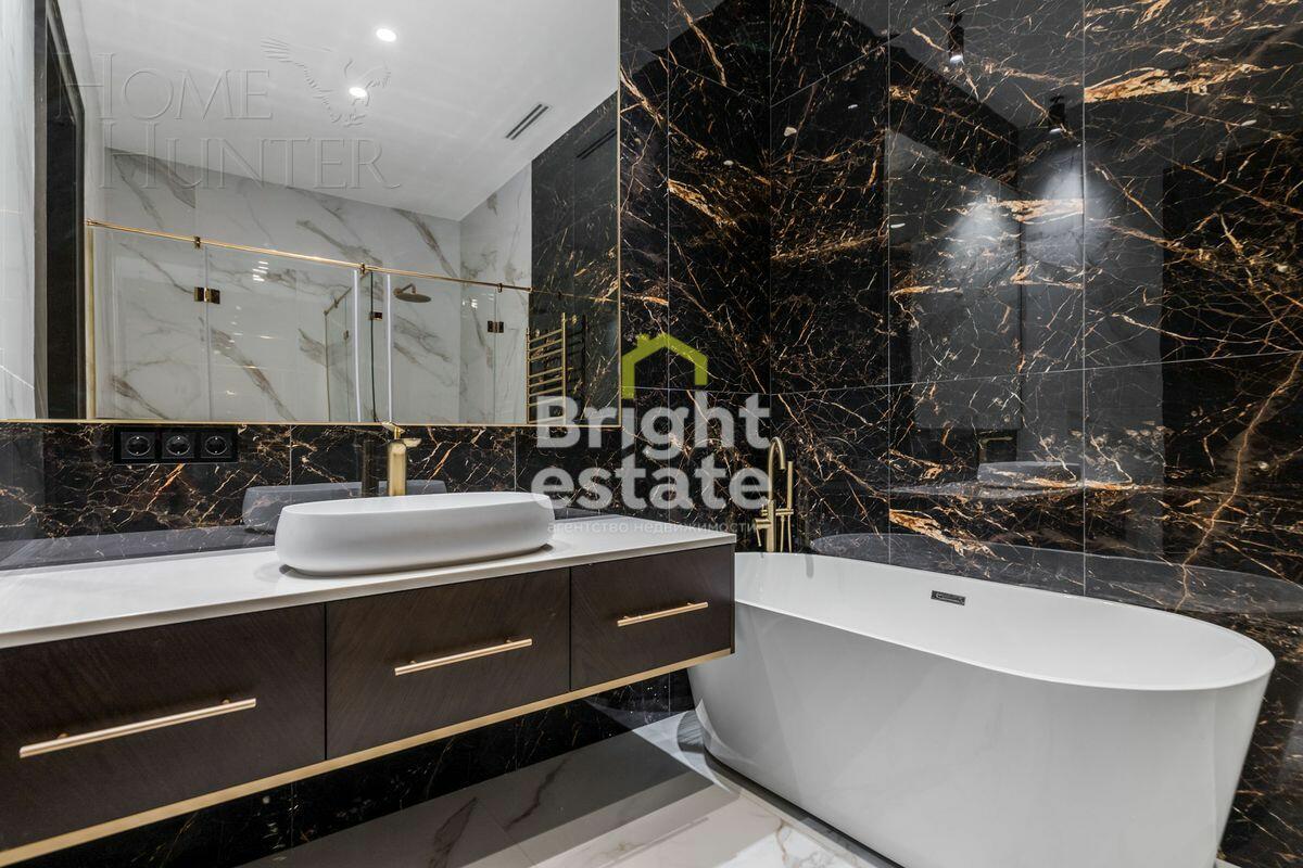 2-этажный коттедж 995 м² с отделкой