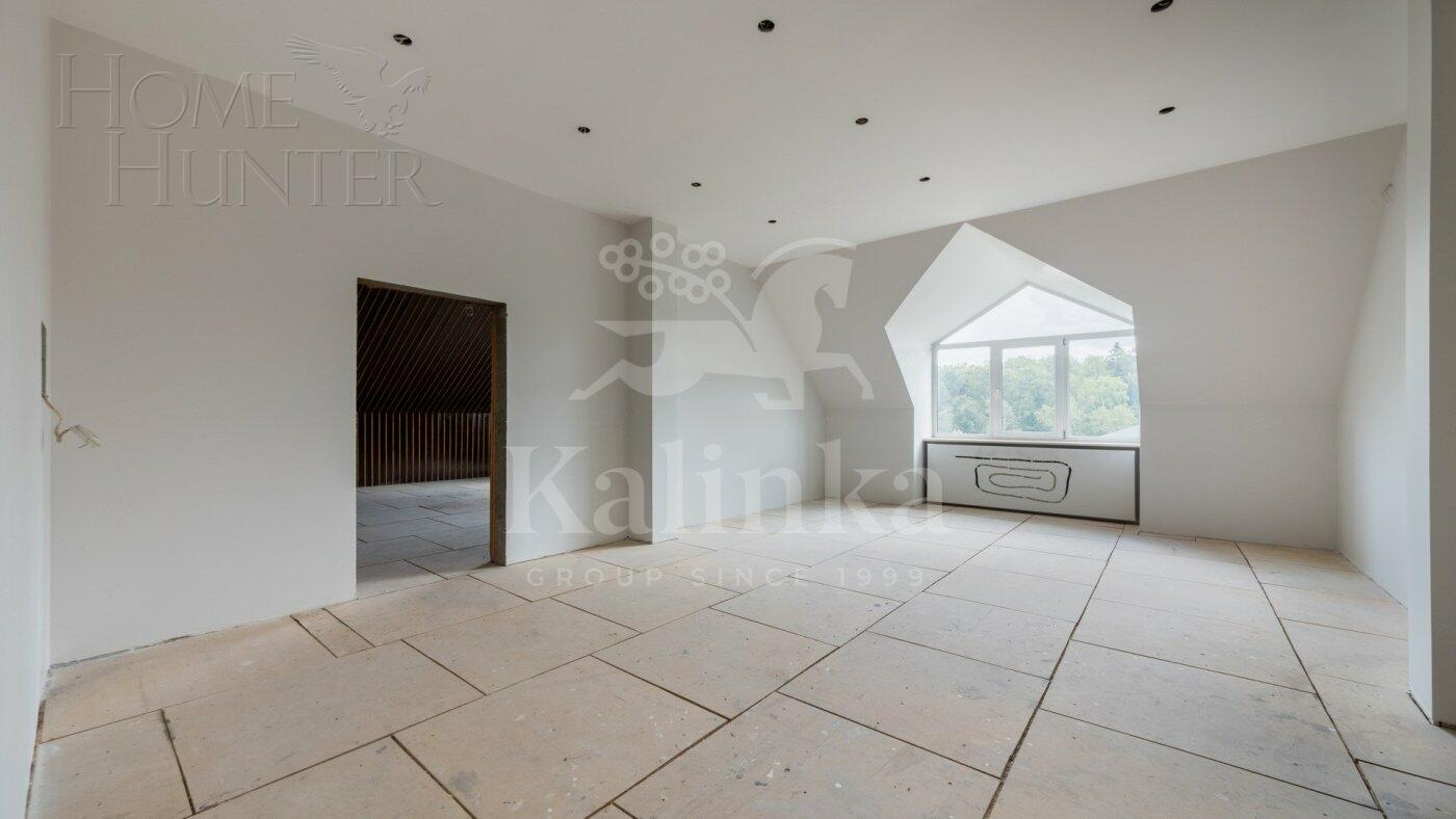 2-этажный коттедж 1 000 м² с отделкой