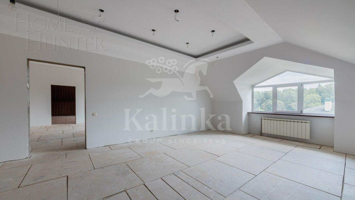 2-этажный коттедж 1 000 м² с отделкой