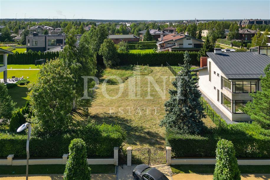 Участок 14.56 сот. в охраняемом поселке