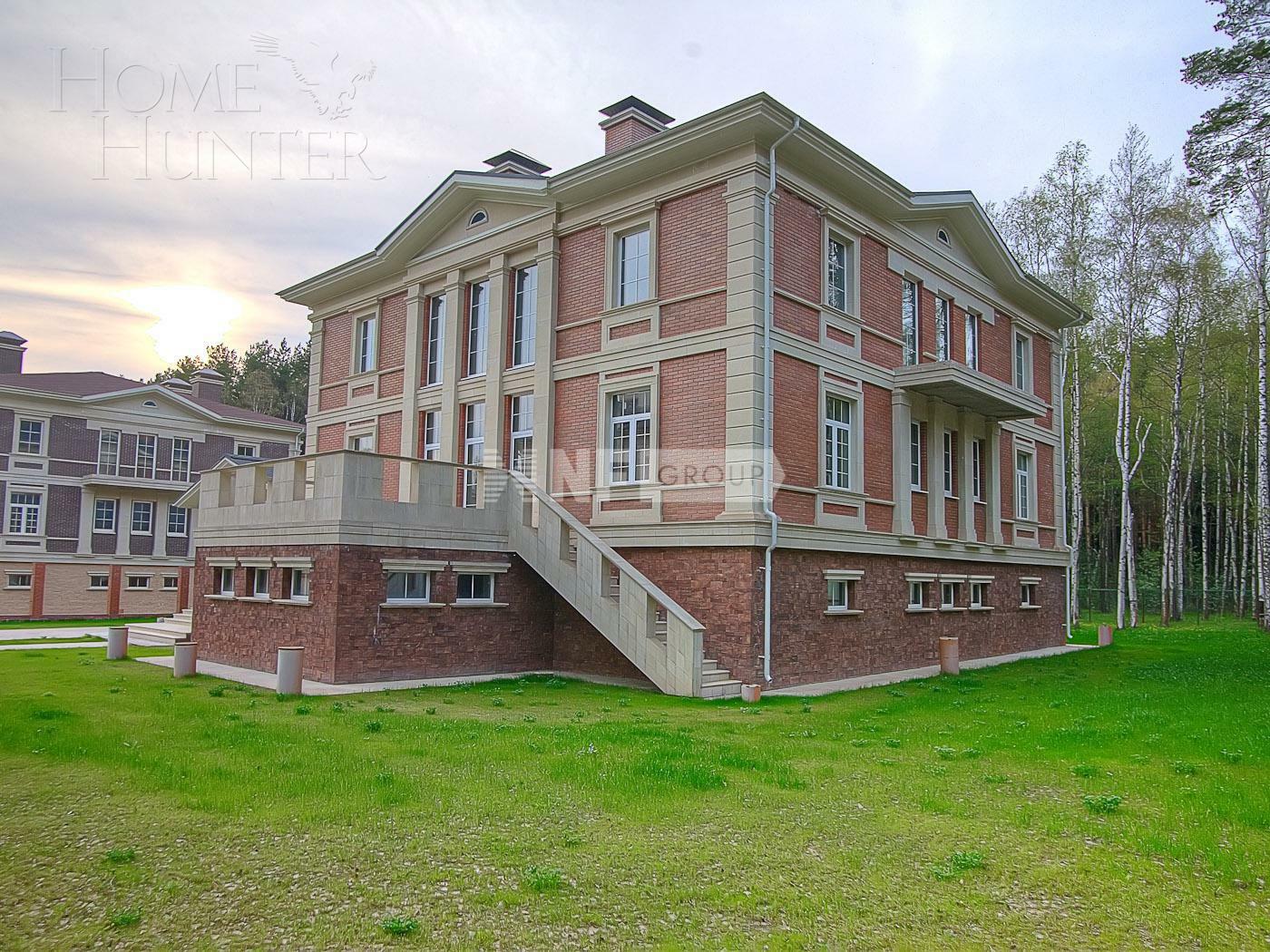 2-этажный коттедж 1 320 м² без отделки