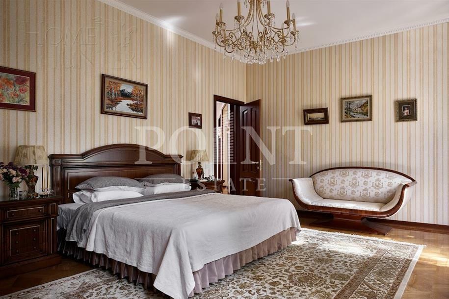 2-этажный коттедж 1 100 м² с отделкой