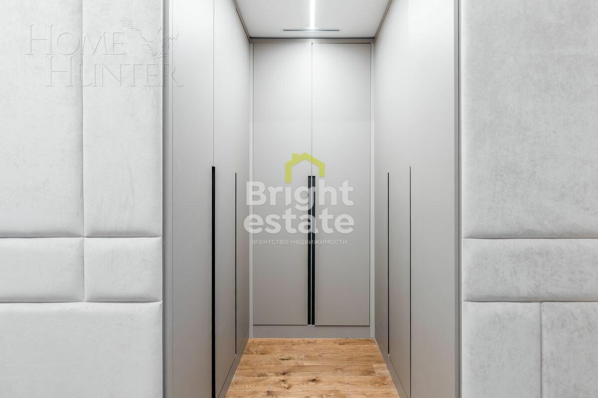 2-этажный коттедж 995 м² с отделкой