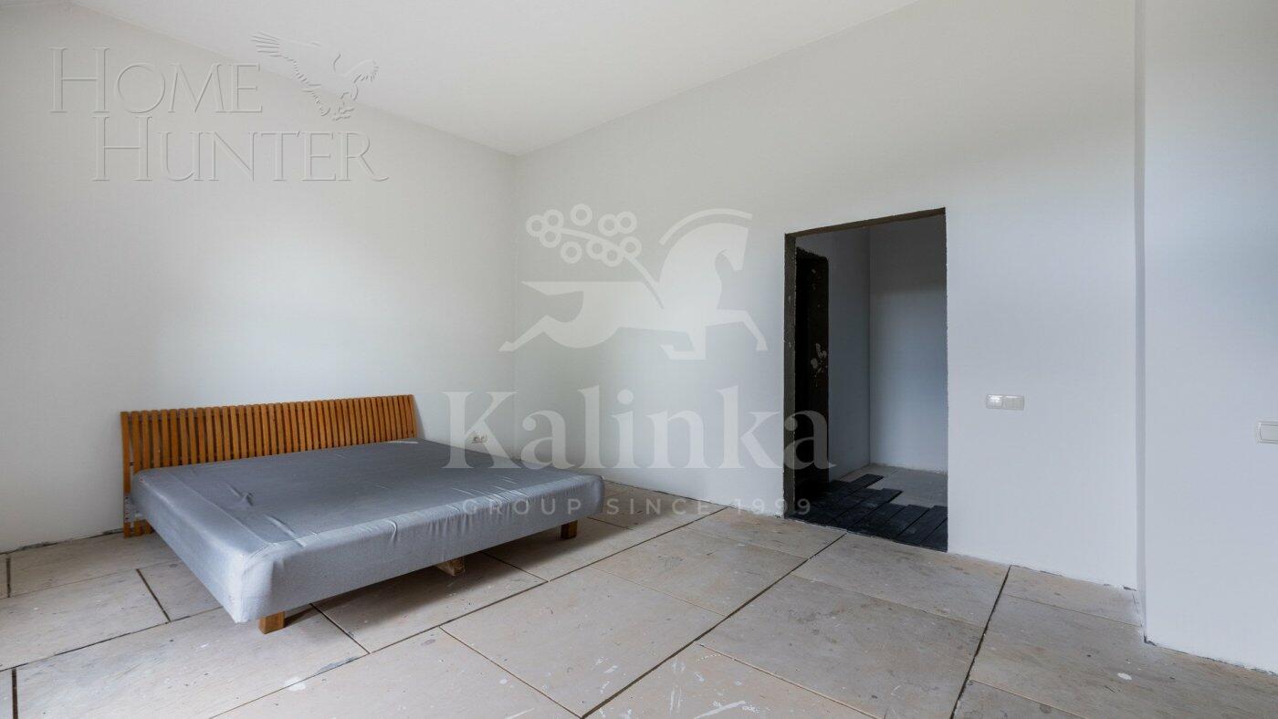 2-этажный коттедж 1 000 м² с отделкой