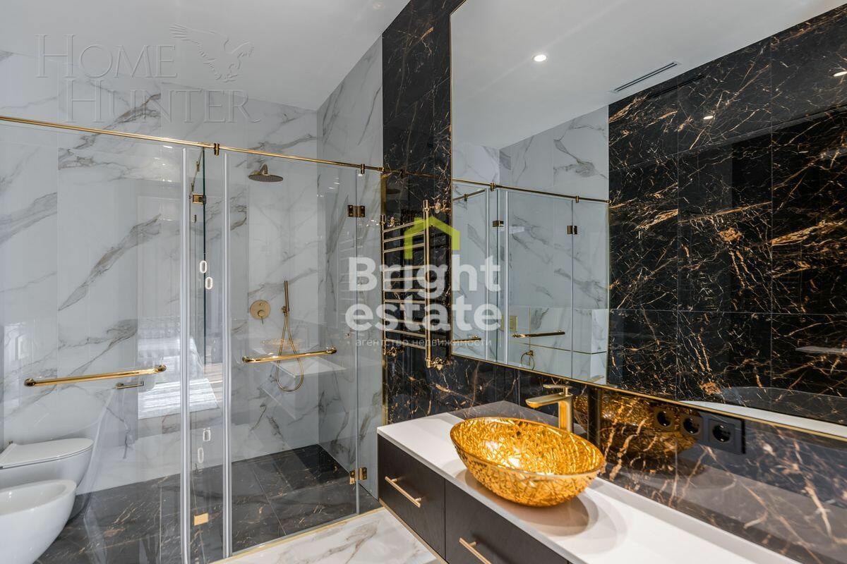 2-этажный коттедж 995 м² с отделкой