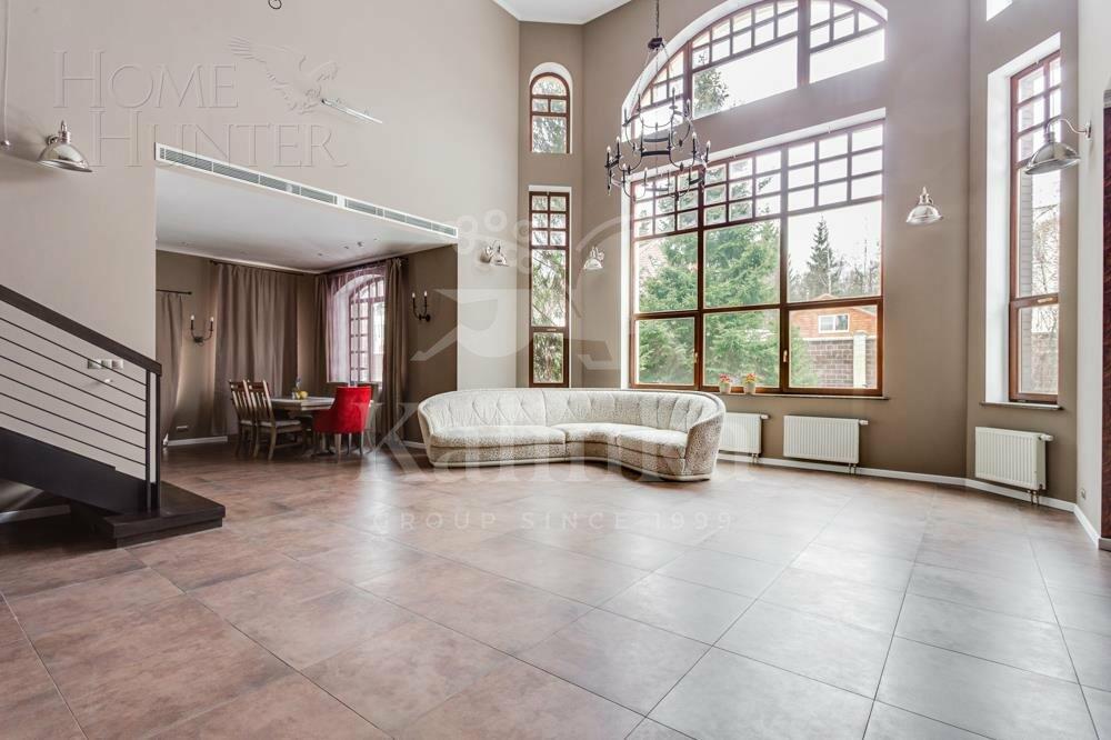 2-этажный коттедж 700 м² с отделкой