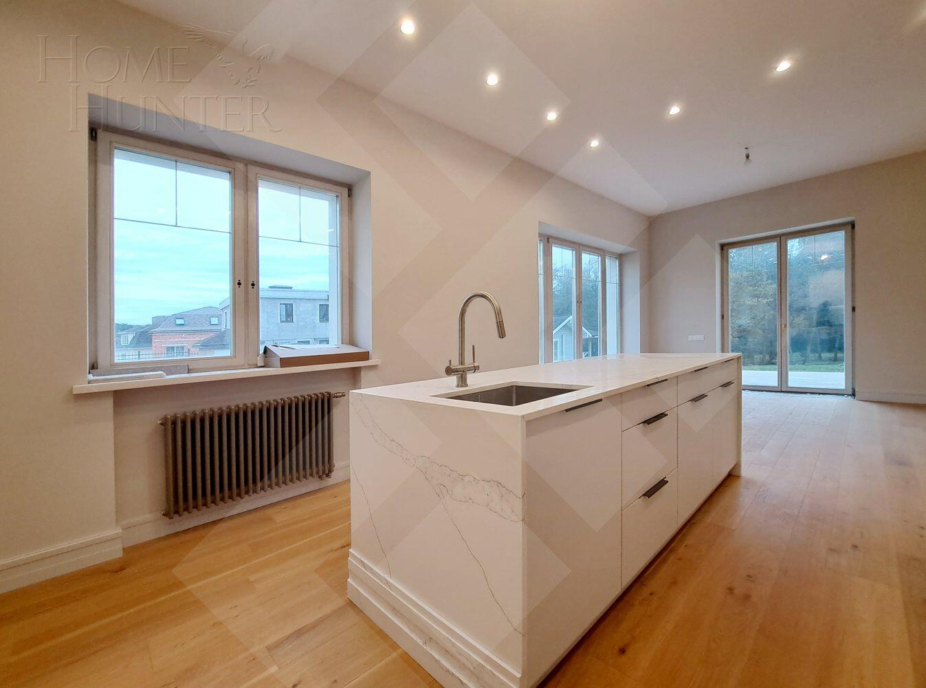 2-этажный коттедж 340 м² без отделки