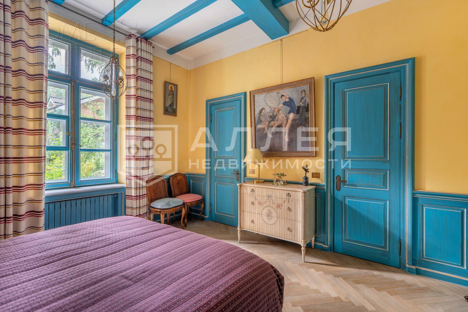 2-этажный коттедж 1 018 м² с отделкой