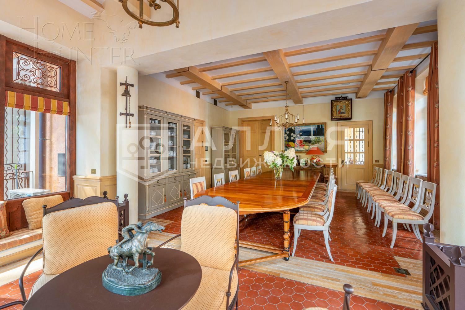 2-этажный коттедж 1 018 м² с отделкой