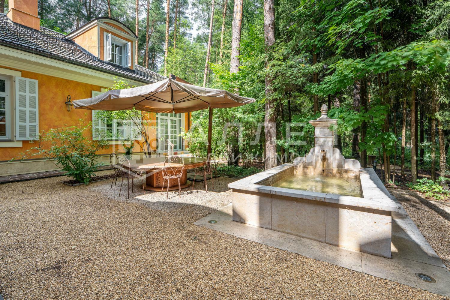 2-этажный коттедж 1 018 м² с отделкой